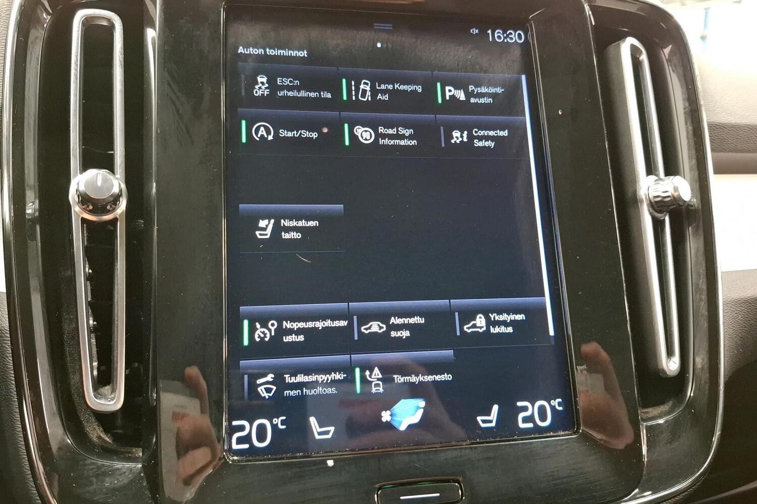 Volvo XC40 vaihtoauto