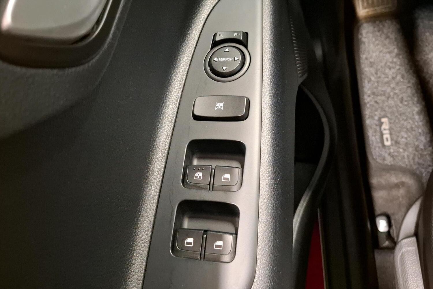 Kia Rio vaihtoauto