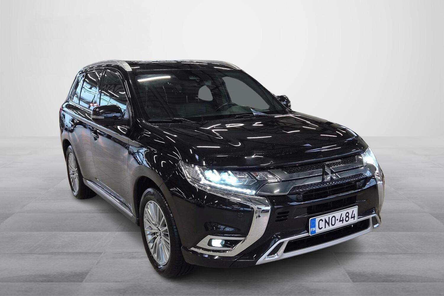 Mitsubishi Outlander PHEV vaihtoauto