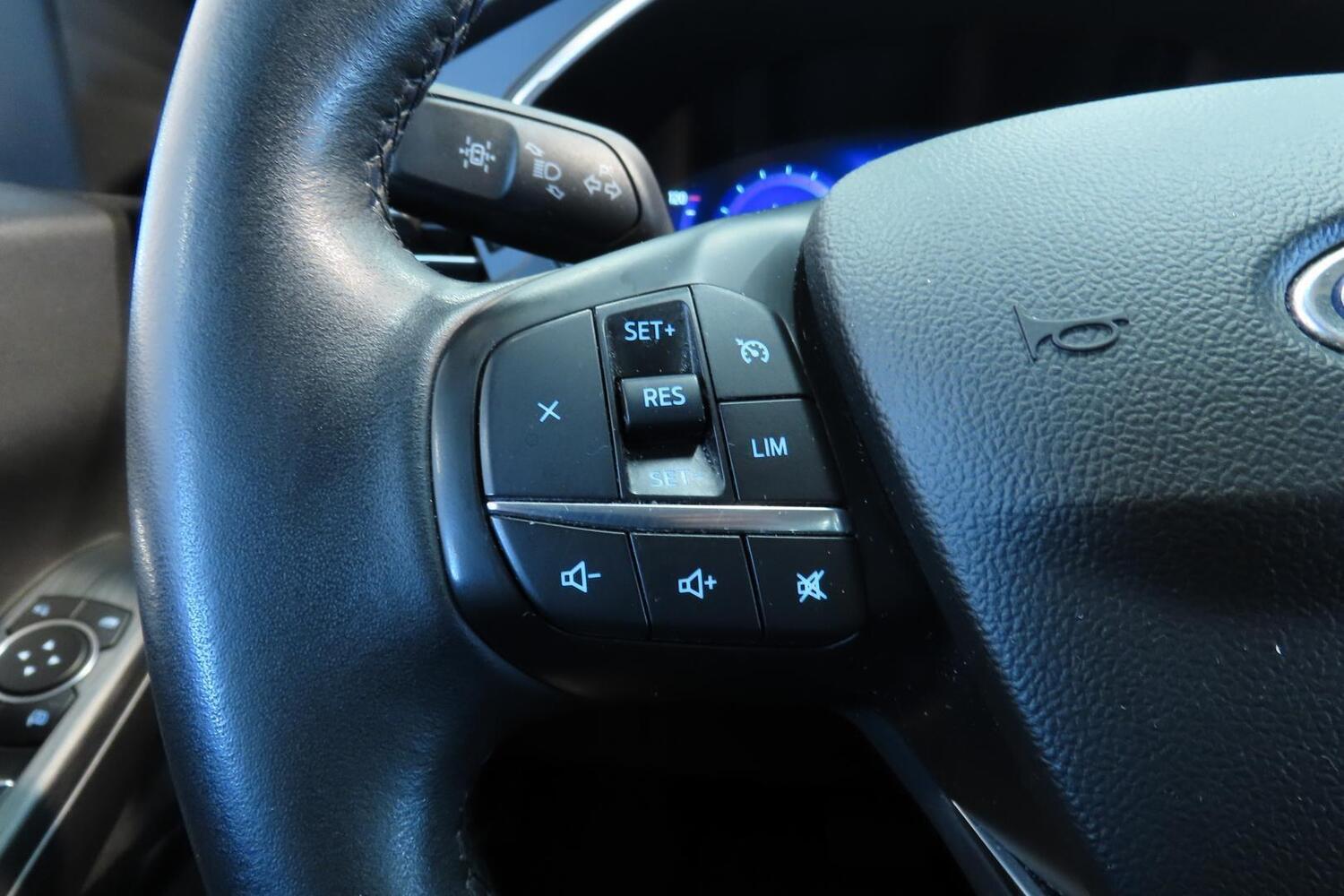 Ford Kuga vaihtoauto