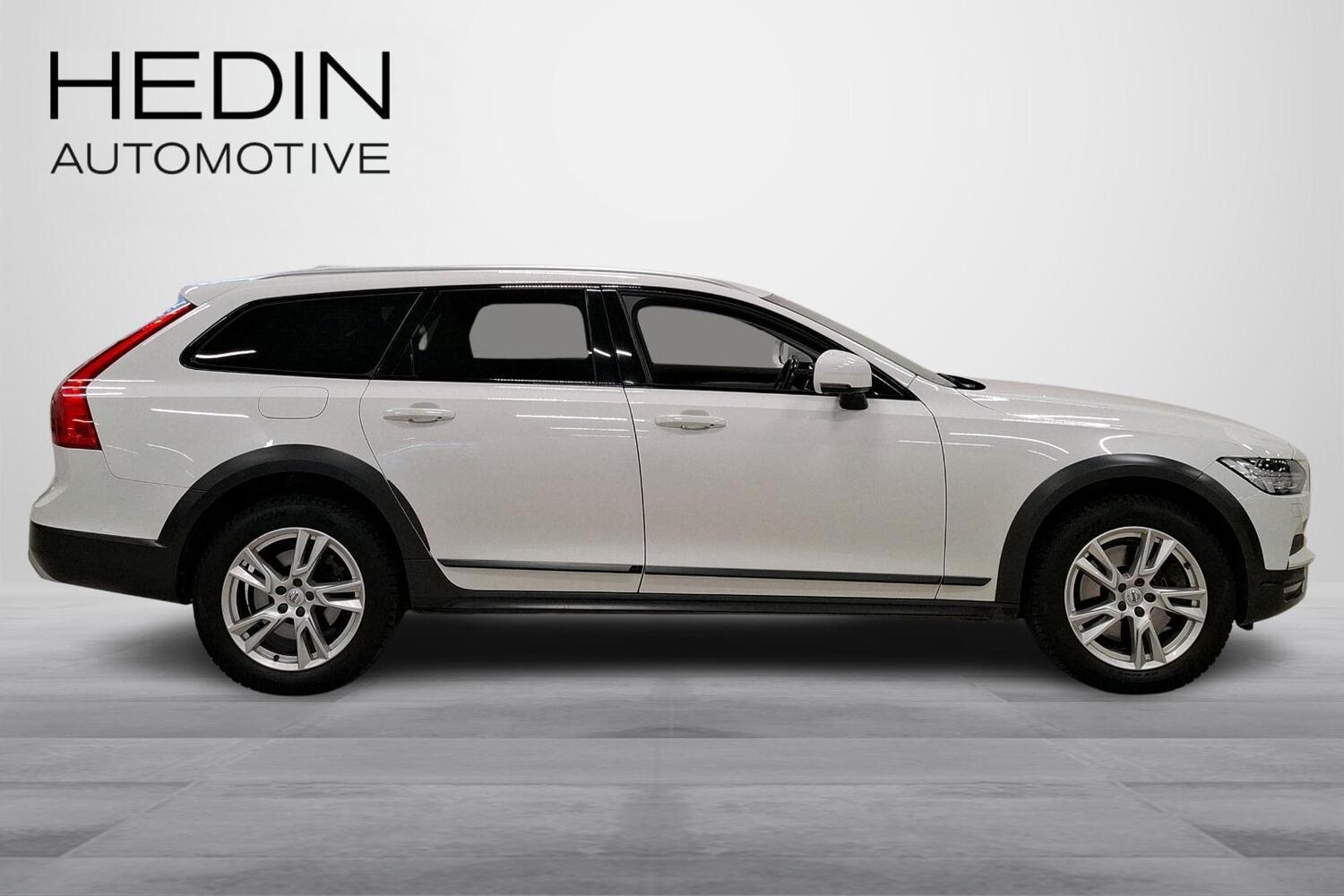 Volvo V90 Cross Country vaihtoauto