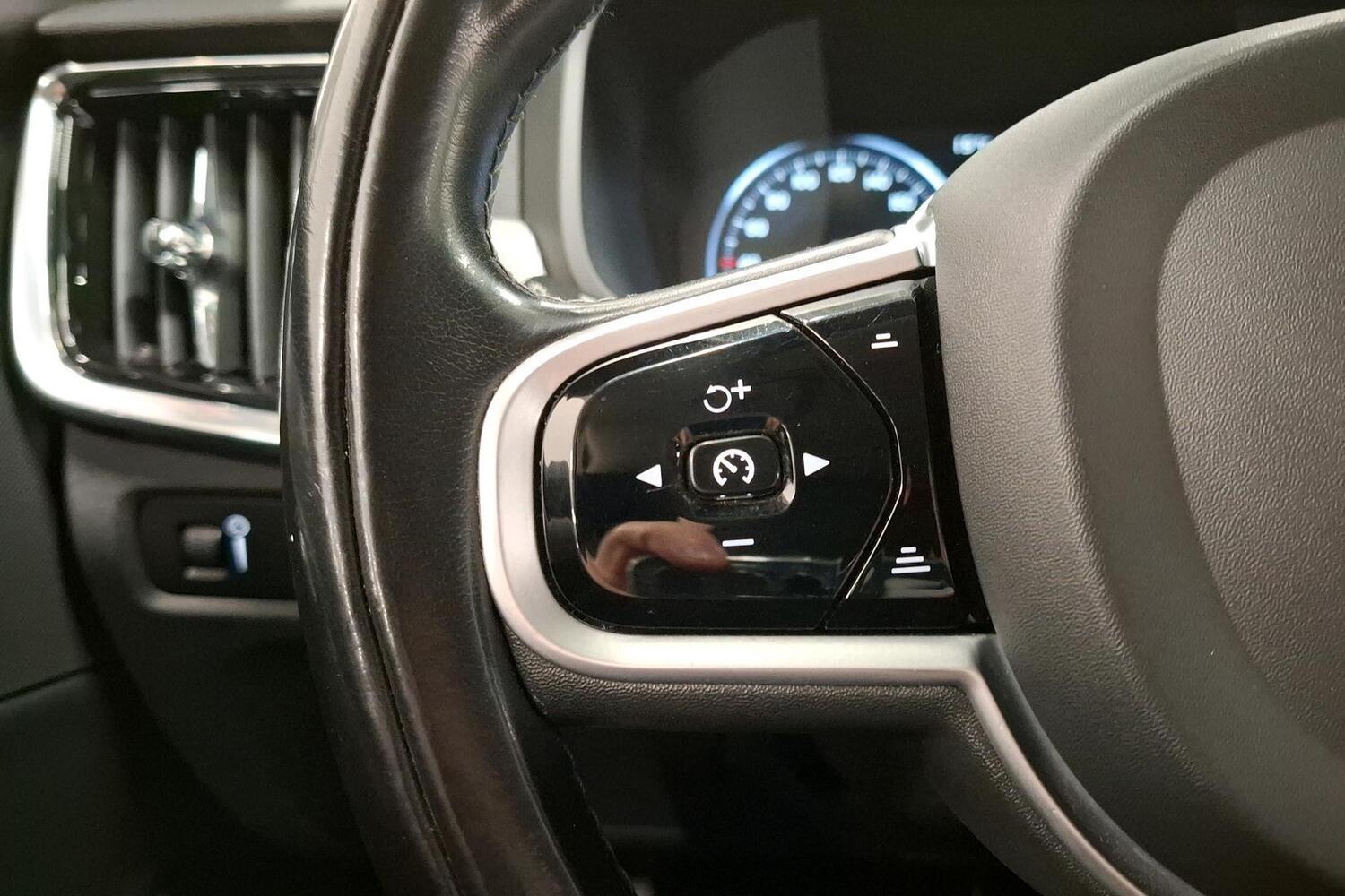 Volvo V90 Cross Country vaihtoauto