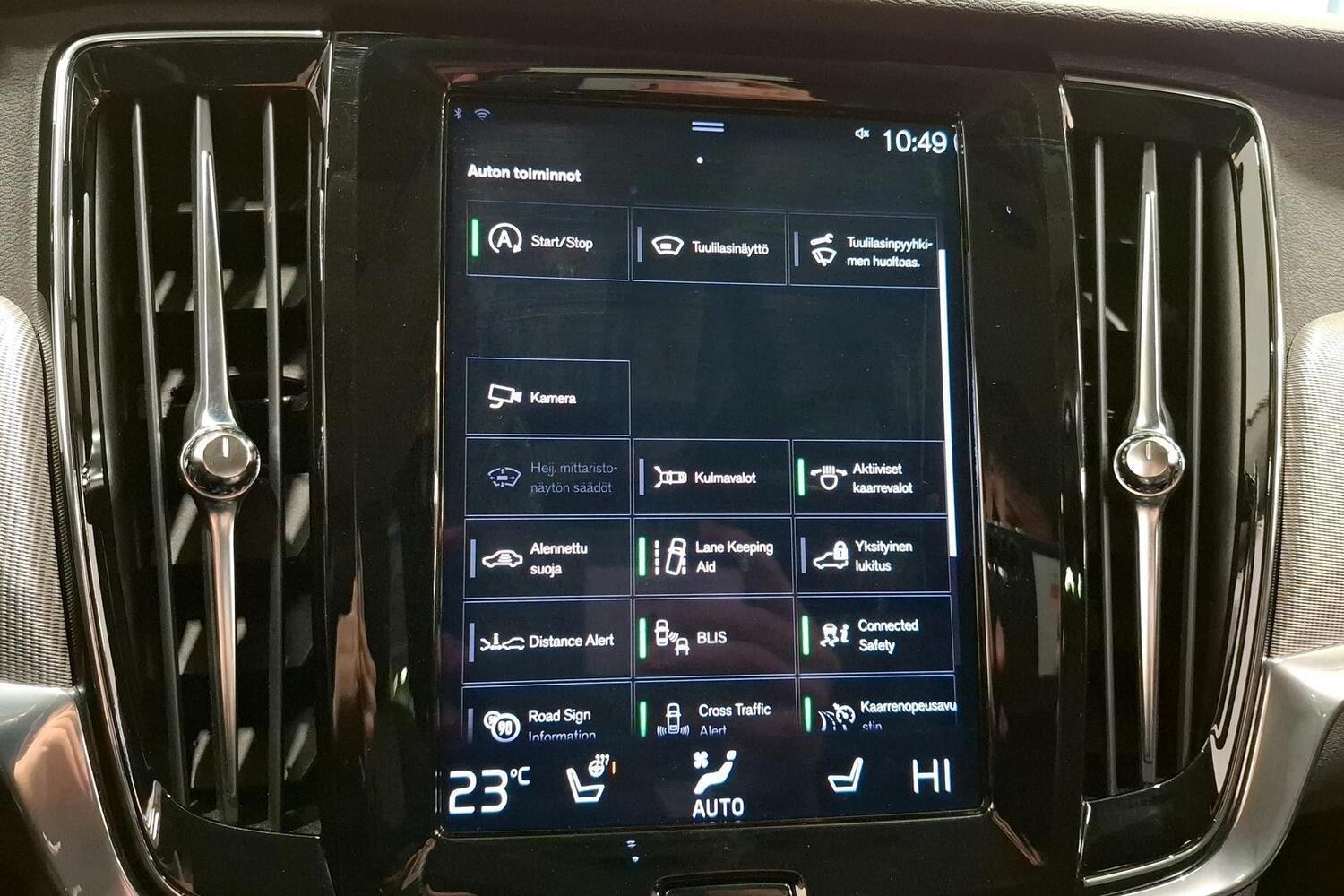Volvo V90 Cross Country vaihtoauto