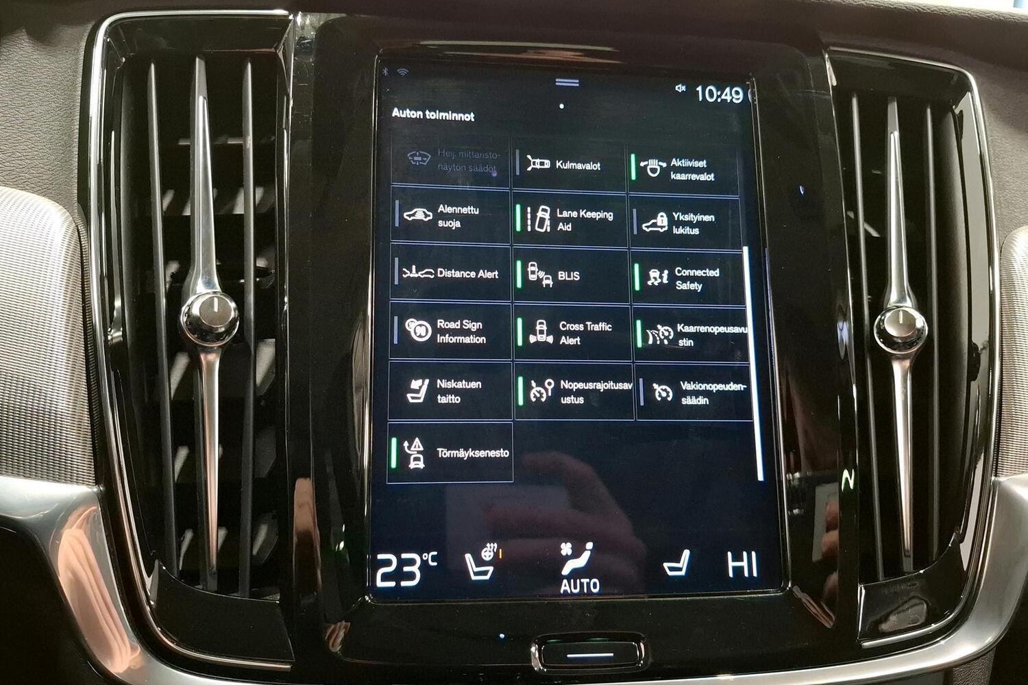 Volvo V90 Cross Country vaihtoauto