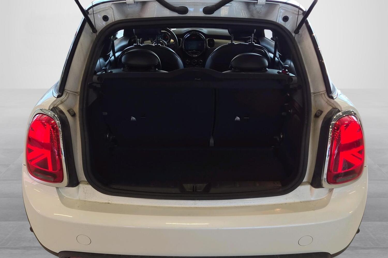Mini Hatchback vaihtoauto