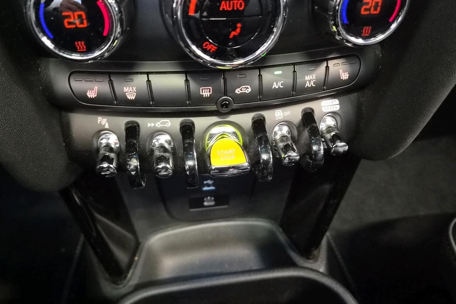 Mini Hatchback vaihtoauto