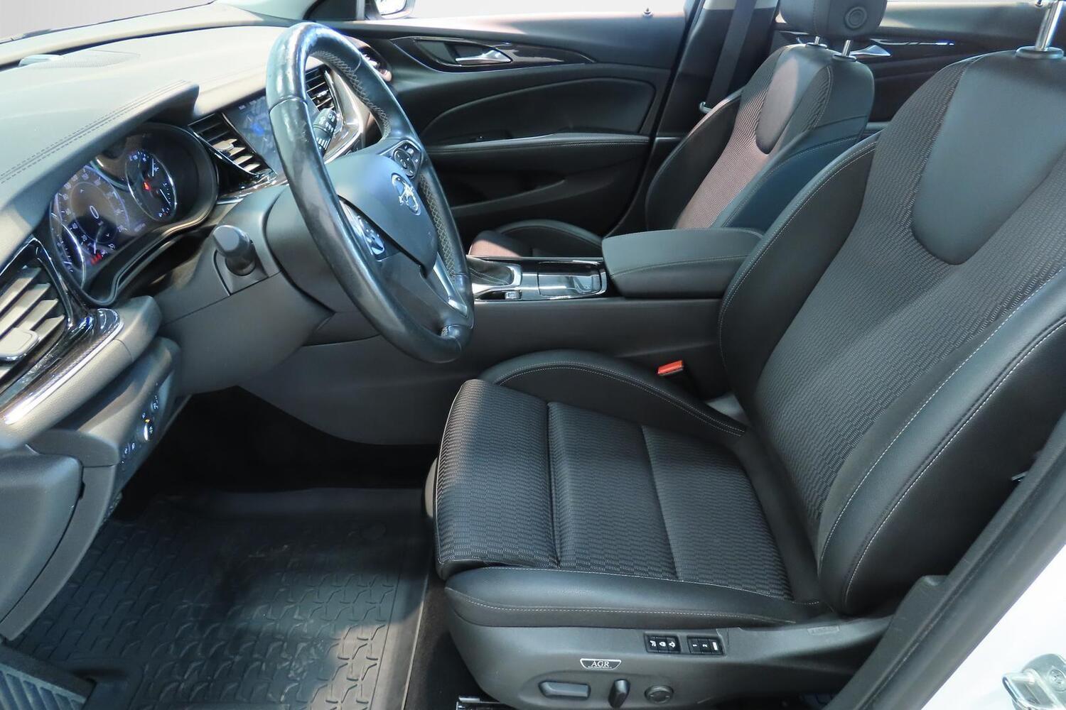 Opel Insignia vaihtoauto