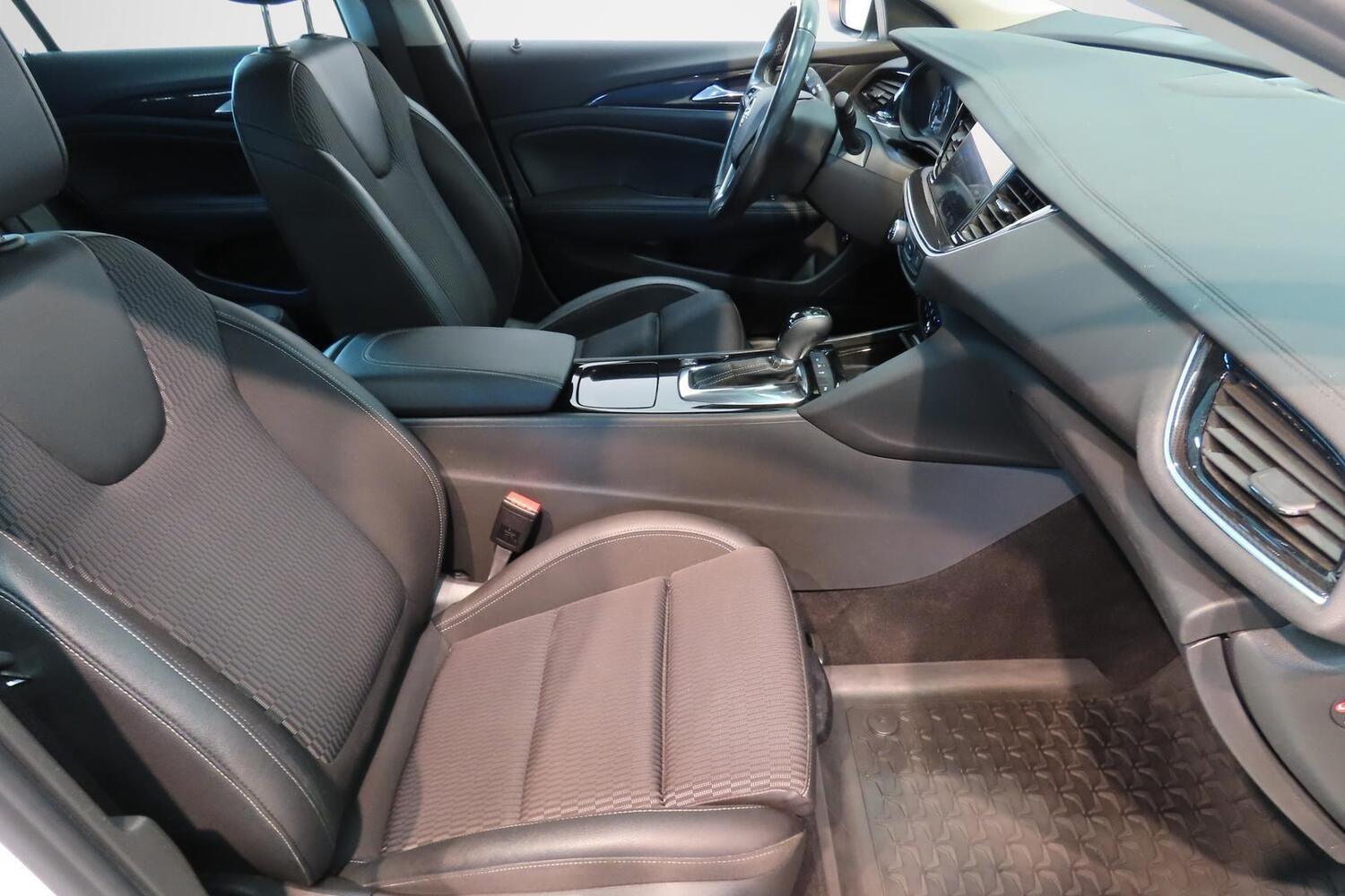 Opel Insignia vaihtoauto