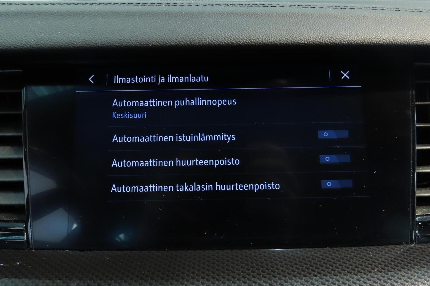 Opel Insignia vaihtoauto