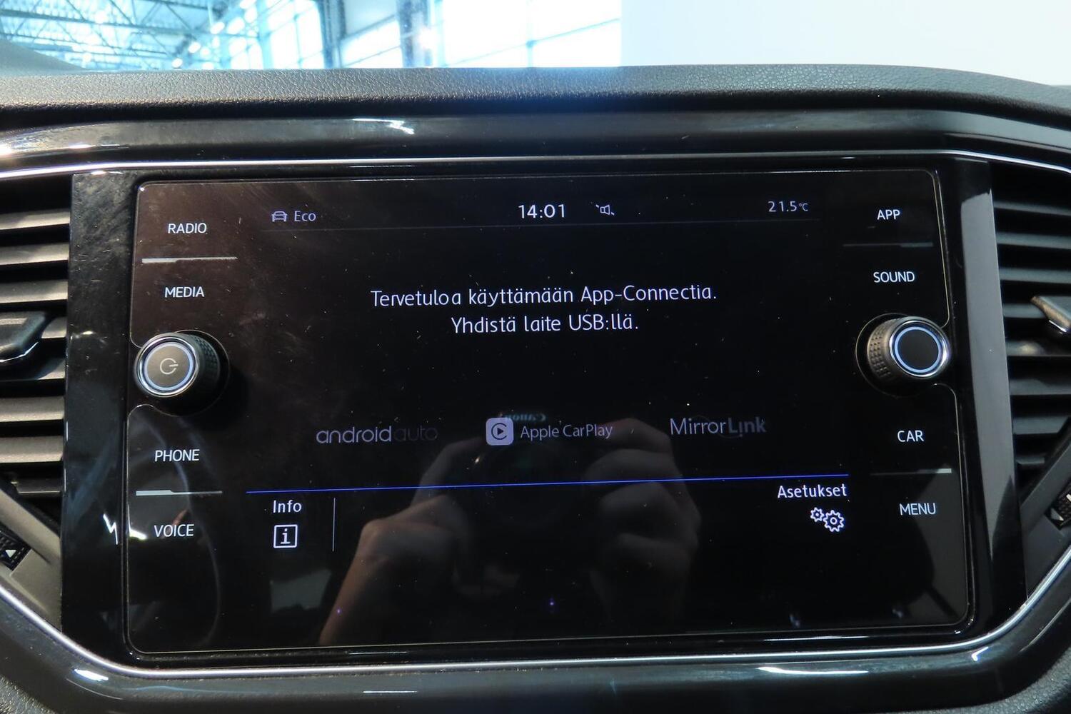 Volkswagen T-Roc vaihtoauto