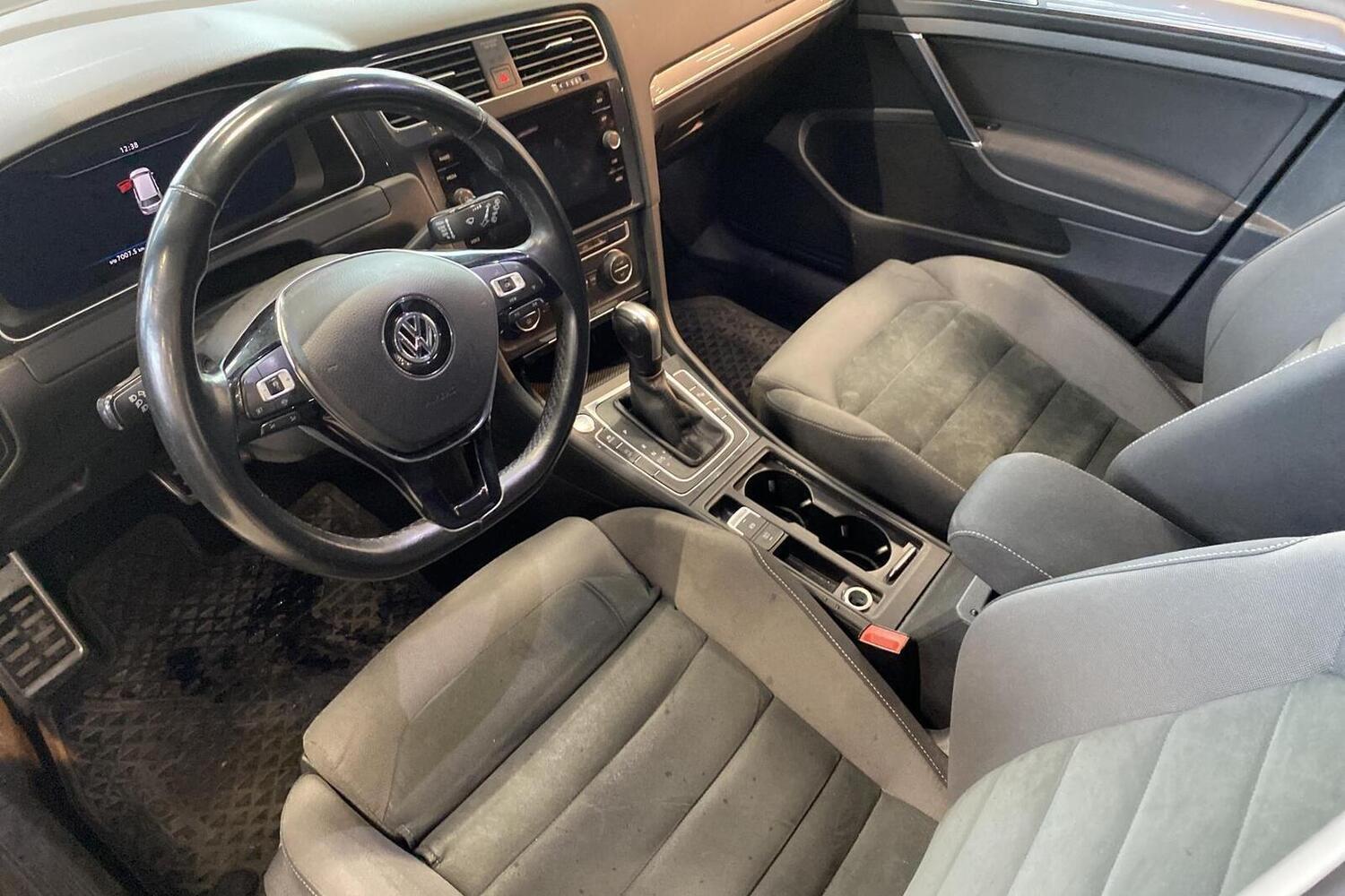 Volkswagen Golf vaihtoauto