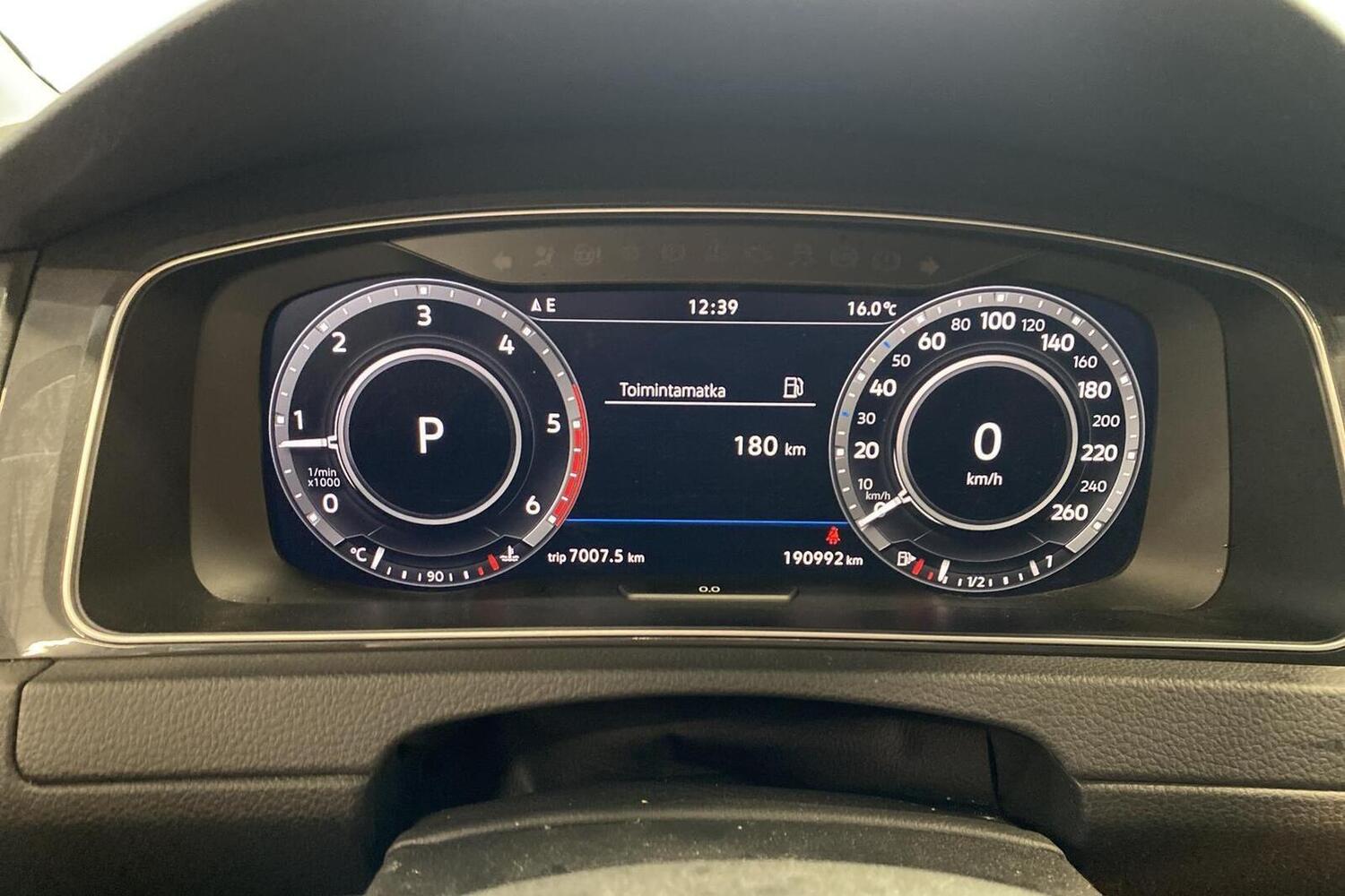 Volkswagen Golf vaihtoauto