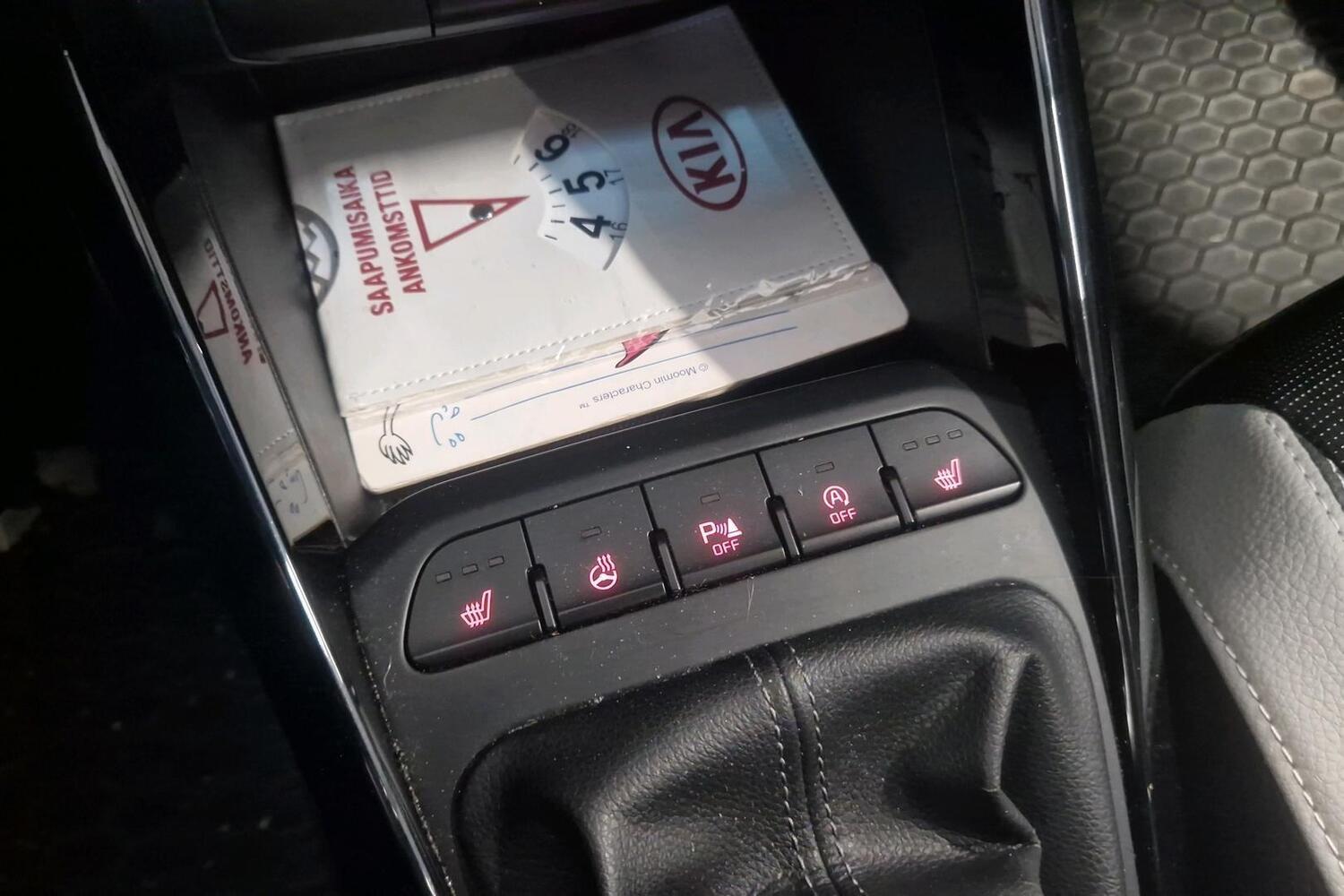 Kia Stonic vaihtoauto