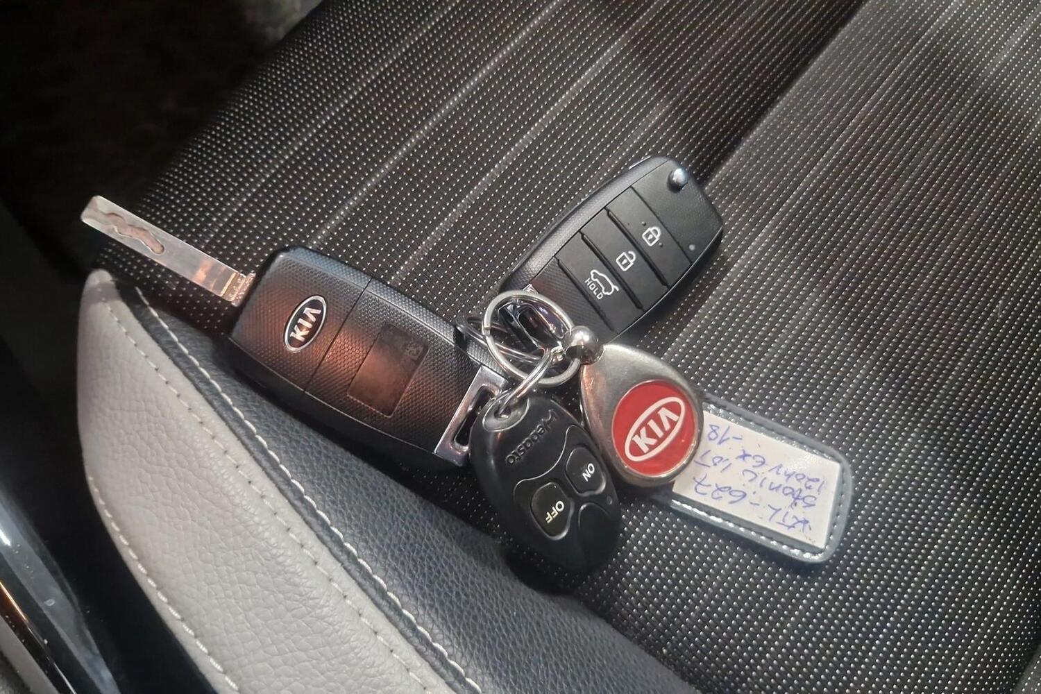 Kia Stonic vaihtoauto