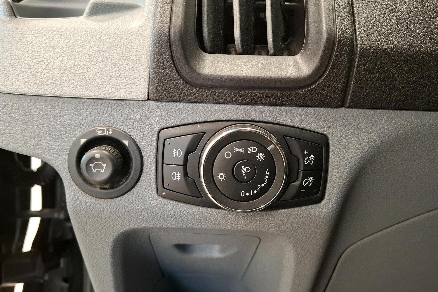 Ford Transit vaihtoauto