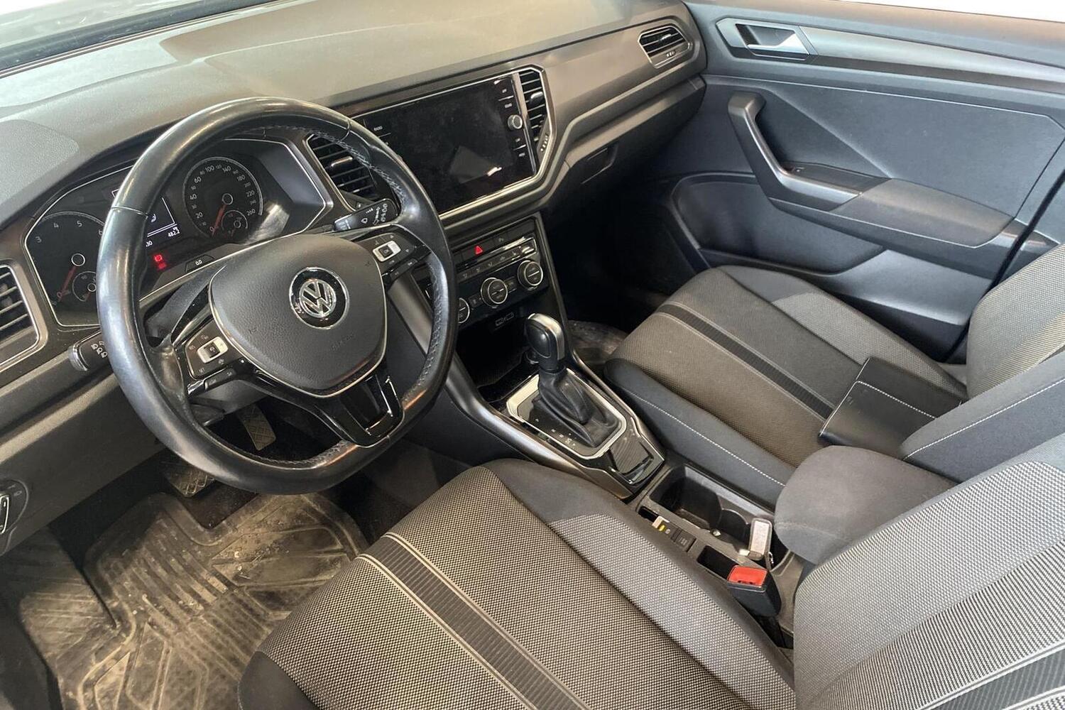 Volkswagen T-Roc vaihtoauto