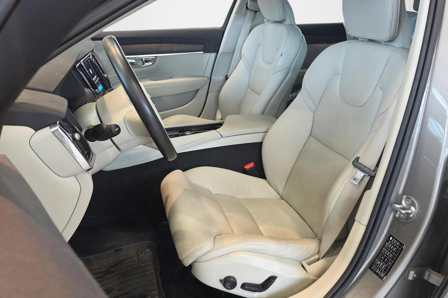 Volvo V90 Cross Country vaihtoauto