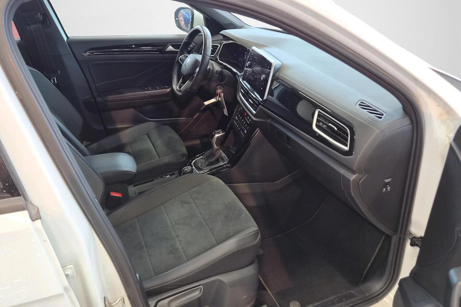 Volkswagen T-Roc vaihtoauto