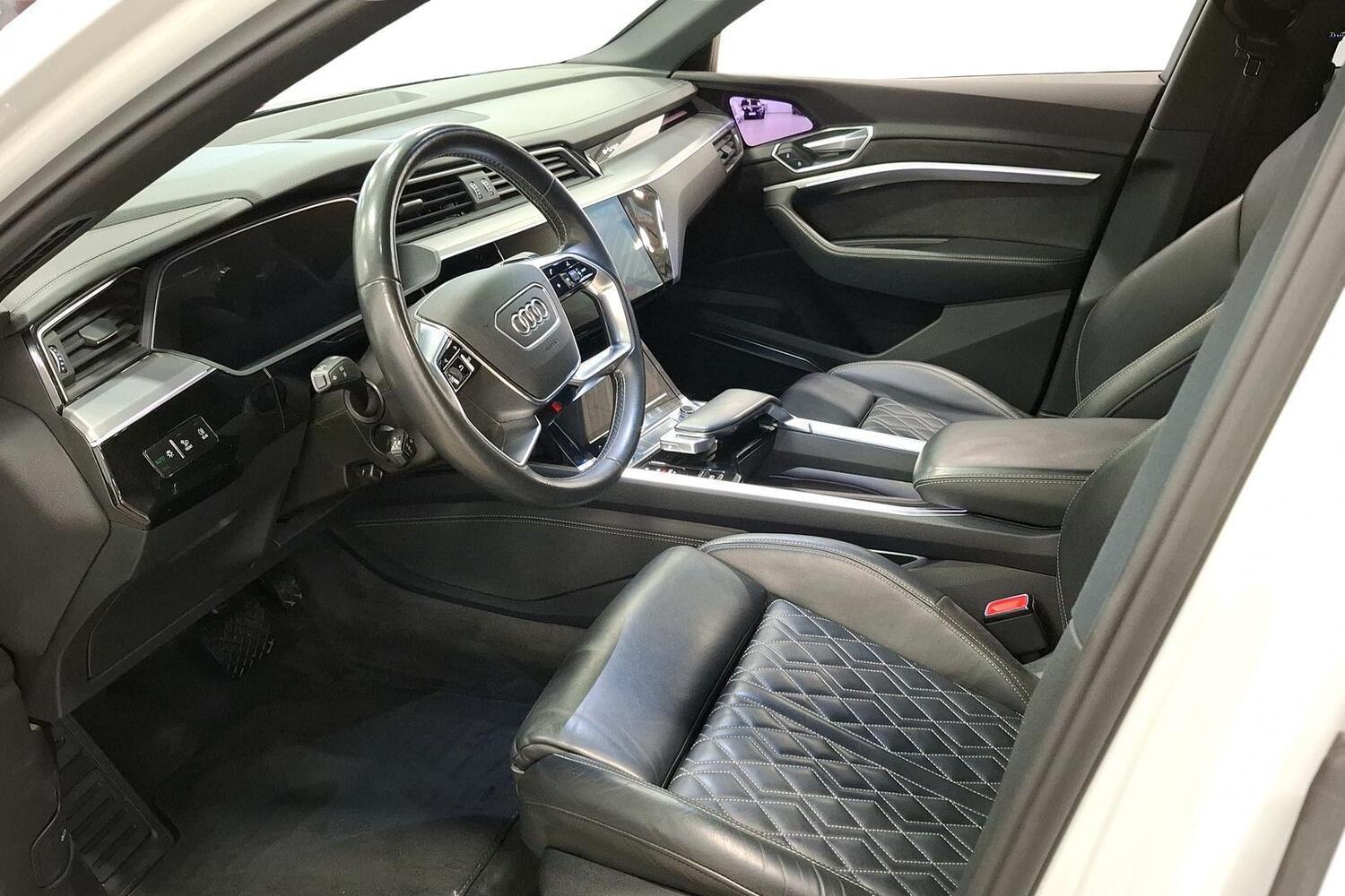 Audi e-tron vaihtoauto