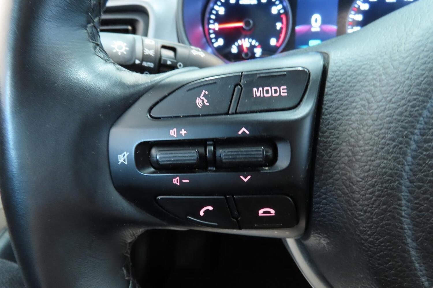 Kia Stonic vaihtoauto