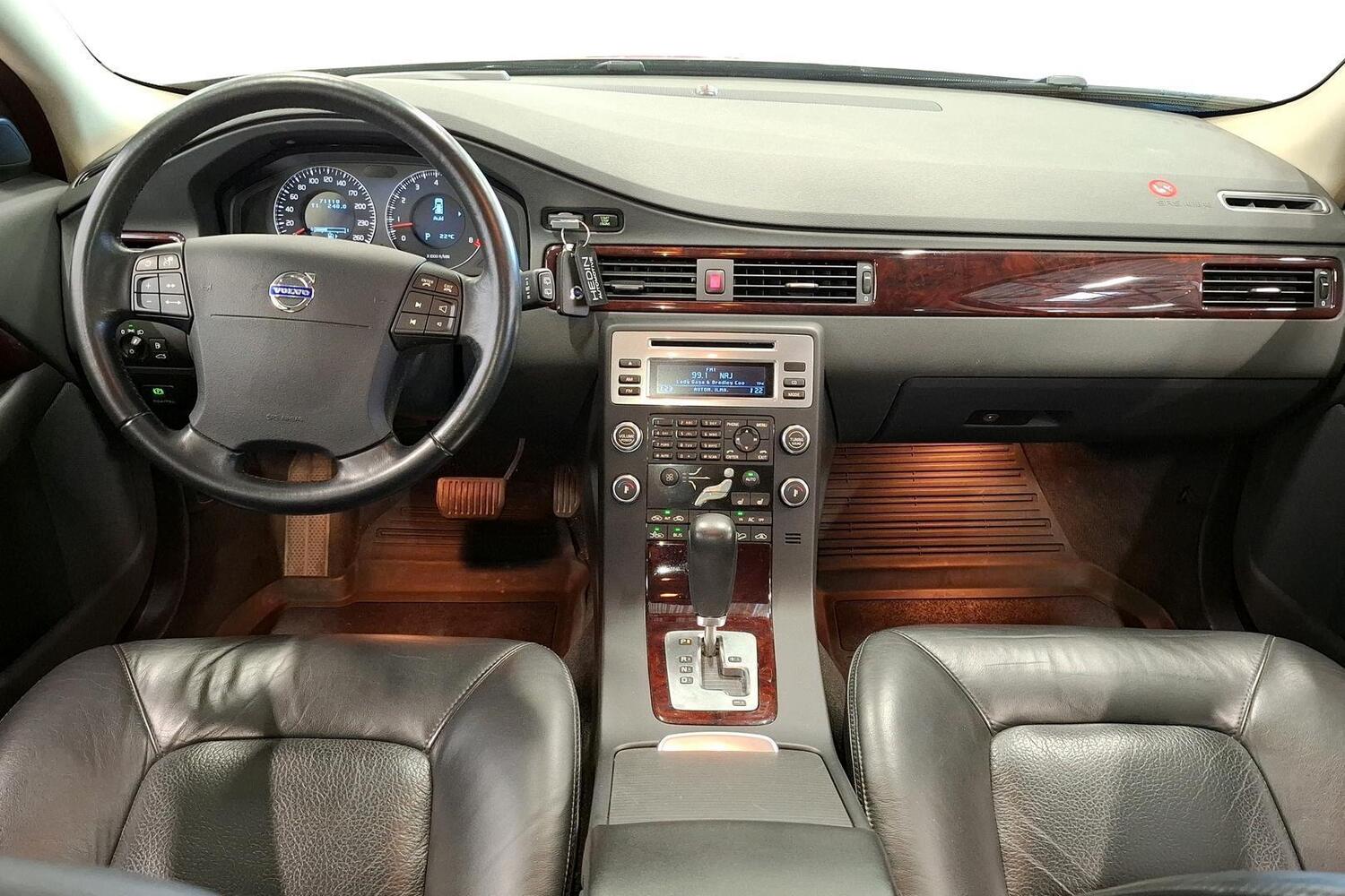 Volvo XC70 vaihtoauto
