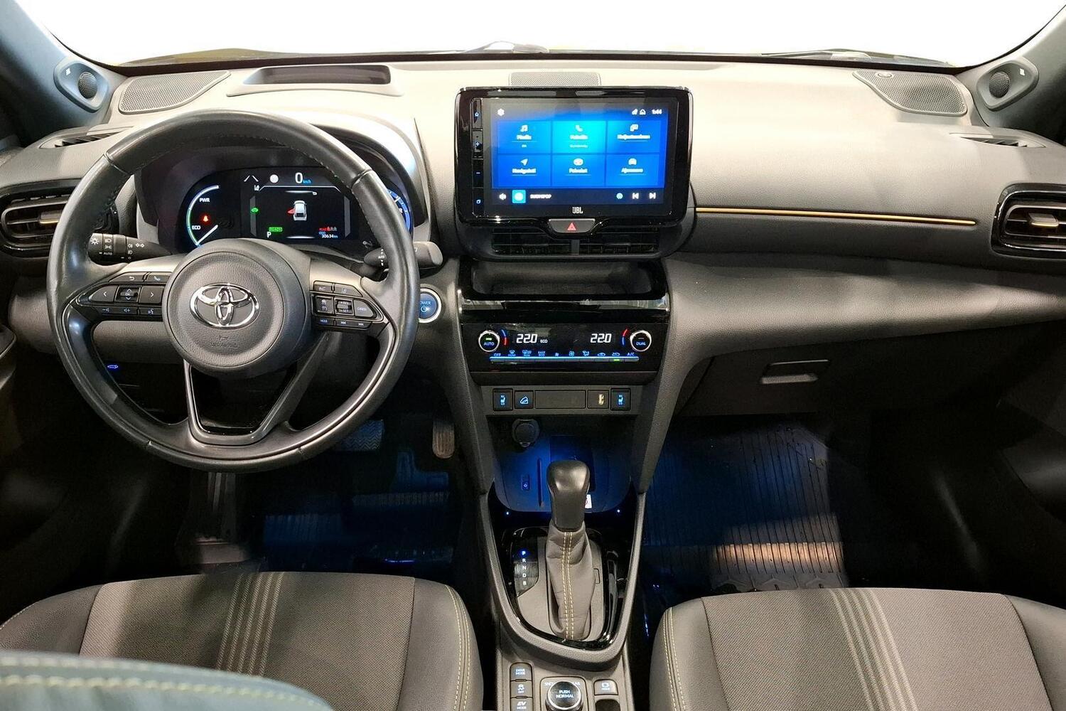 Toyota Yaris Cross vaihtoauto