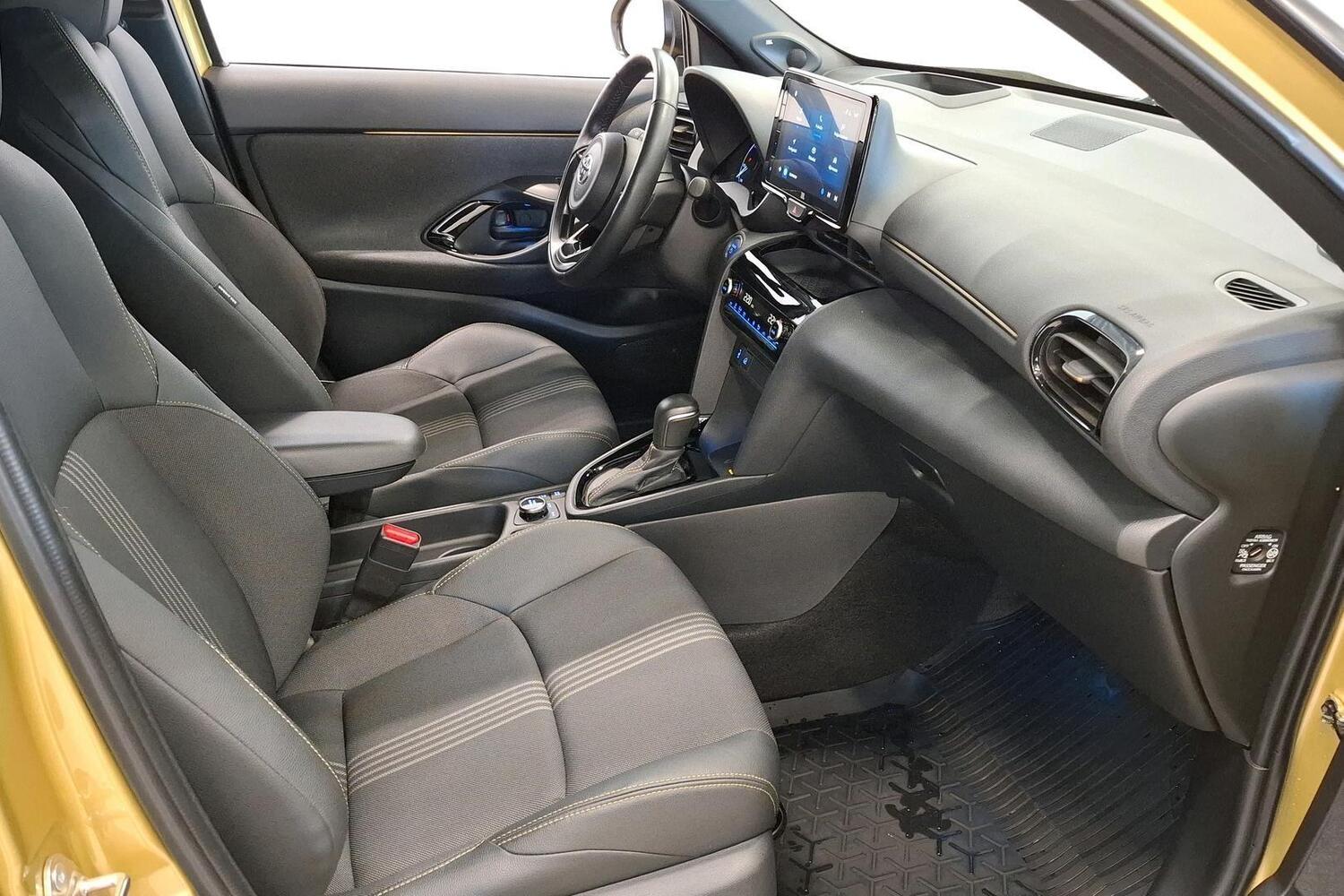Toyota Yaris Cross vaihtoauto