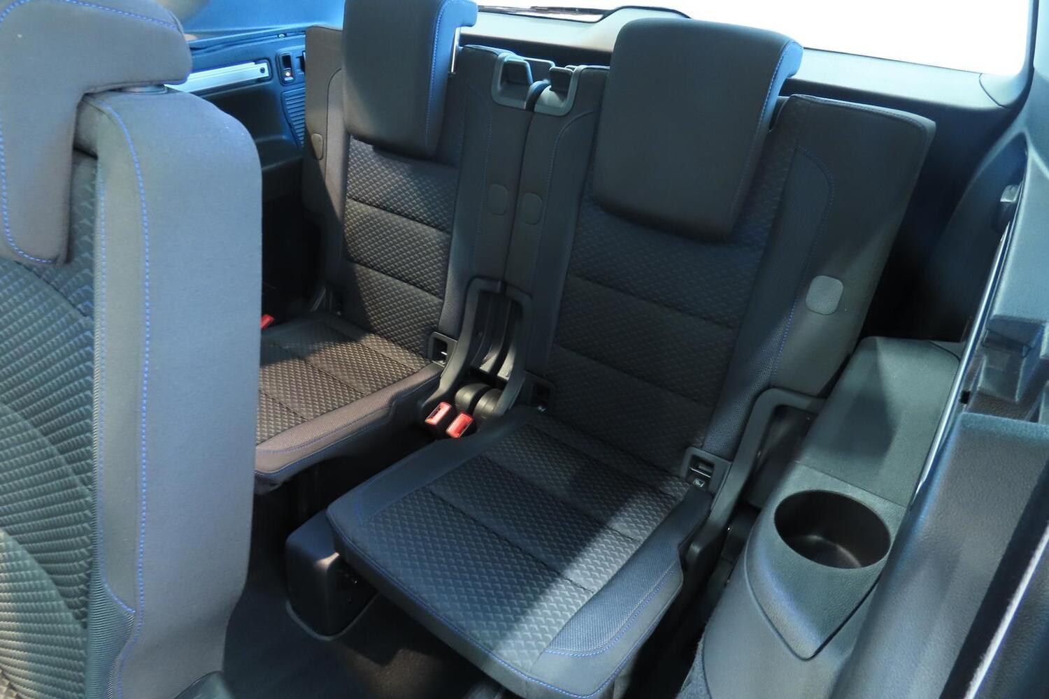 Volkswagen Touran vaihtoauto