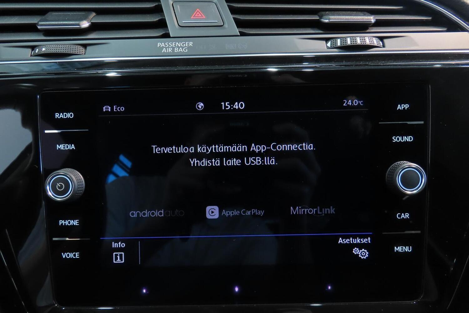 Volkswagen Touran vaihtoauto
