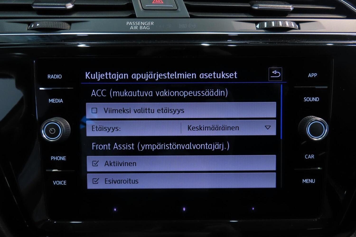 Volkswagen Touran vaihtoauto