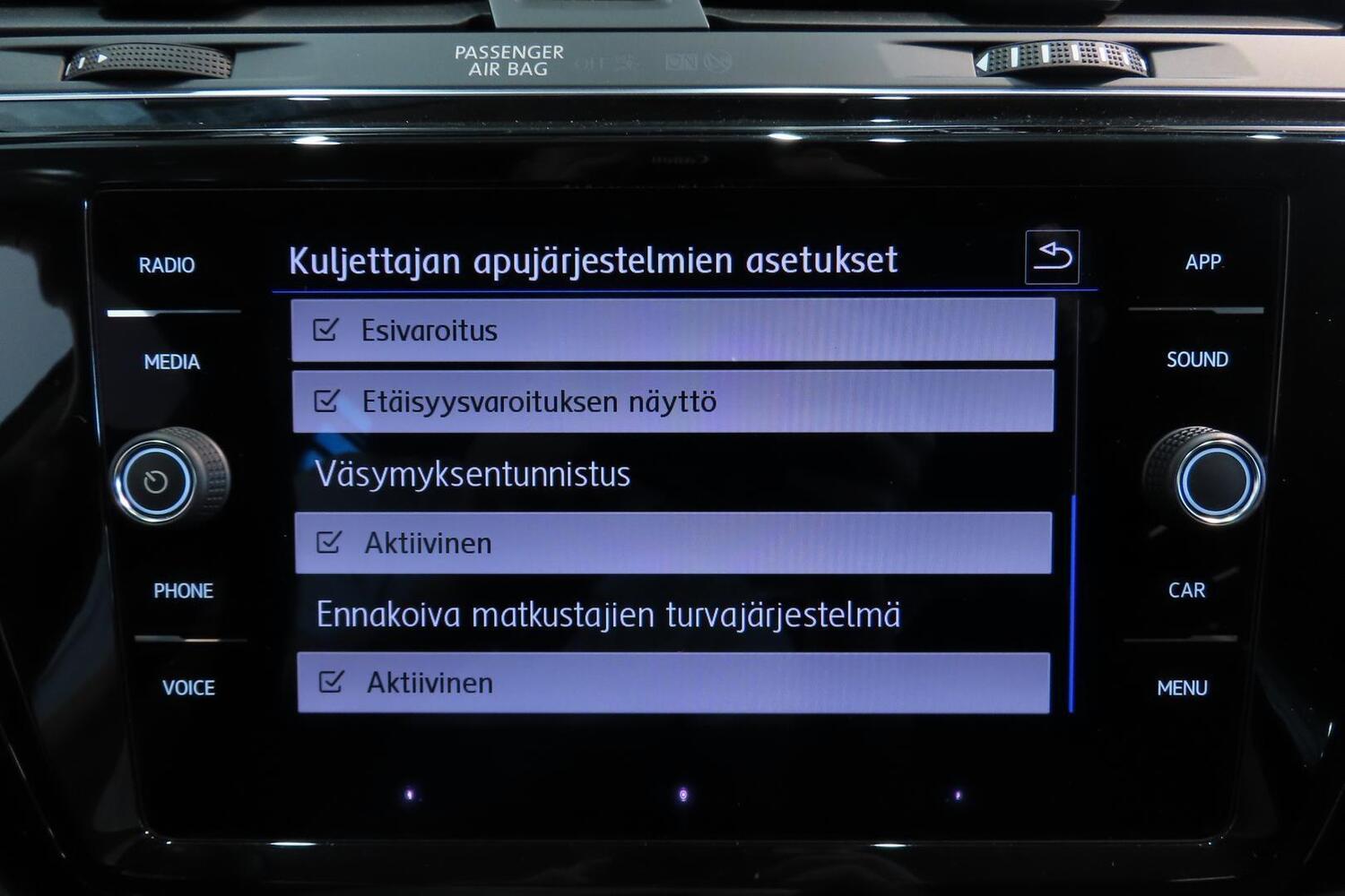 Volkswagen Touran vaihtoauto