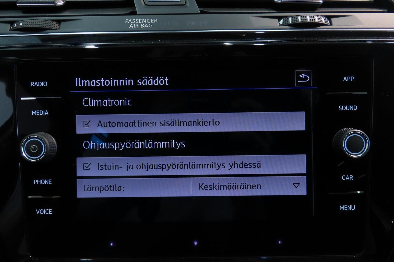 Volkswagen Touran vaihtoauto