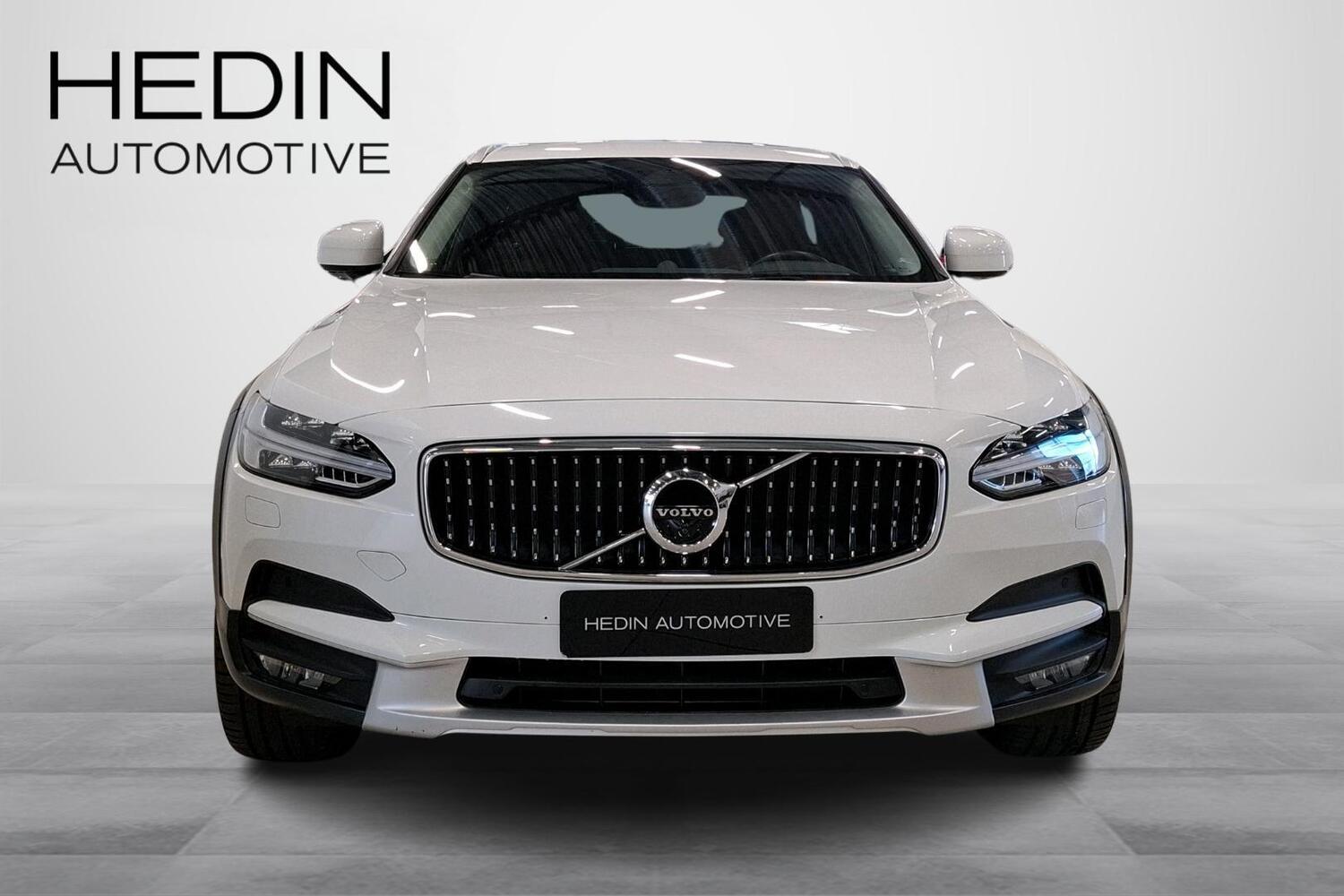 Volvo V90 Cross Country vaihtoauto