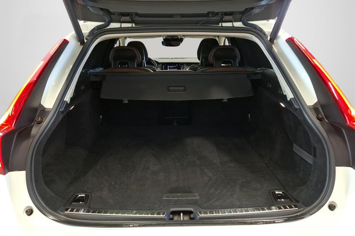 Volvo V90 Cross Country vaihtoauto