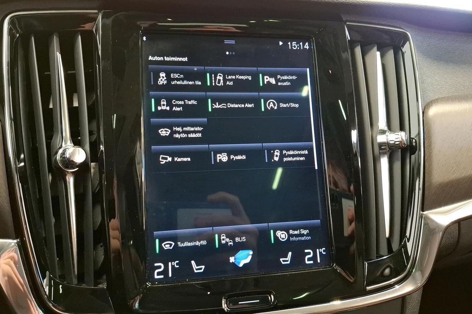 Volvo V90 Cross Country vaihtoauto
