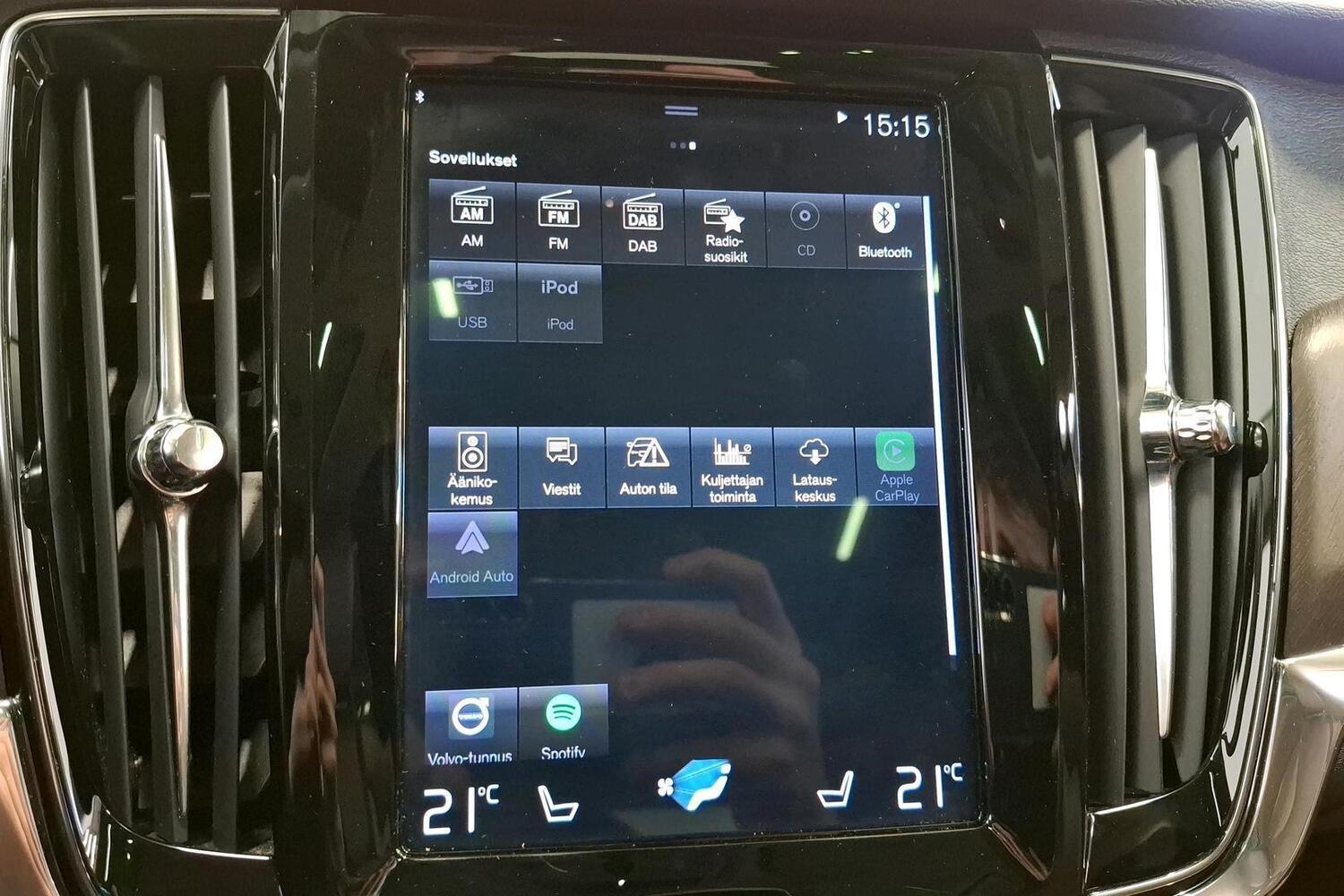 Volvo V90 Cross Country vaihtoauto