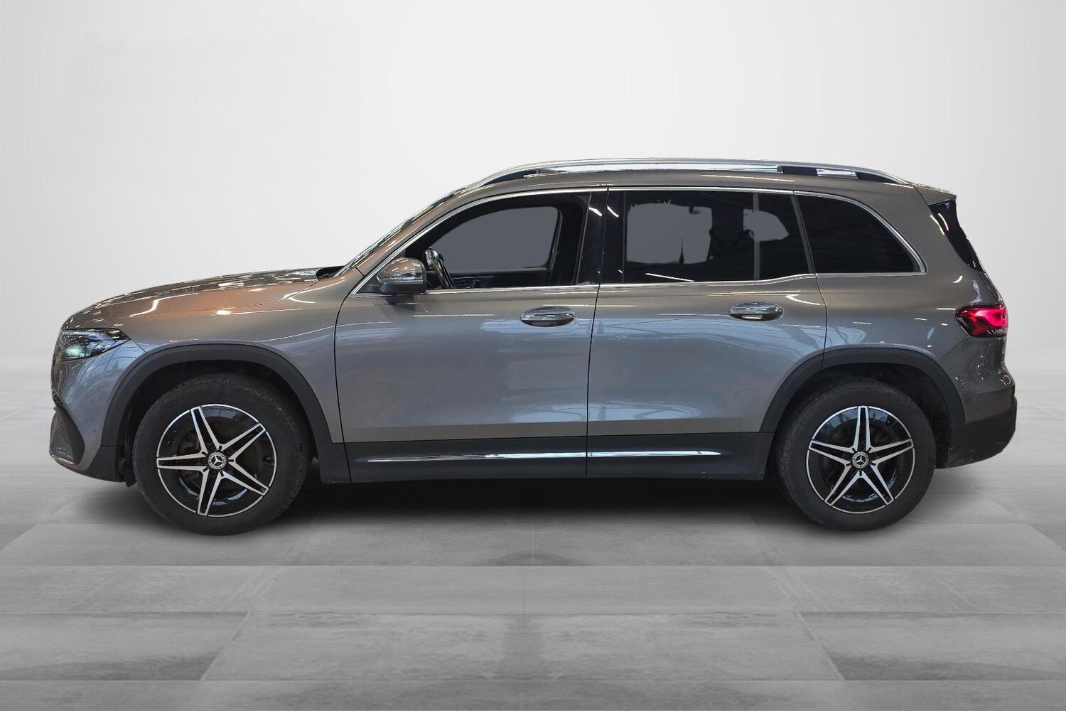 Mercedes-Benz EQB vaihtoauto