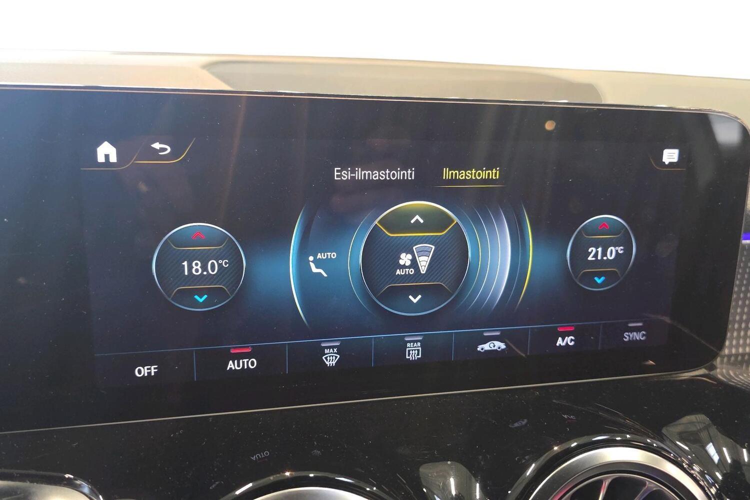 Mercedes-Benz EQB vaihtoauto