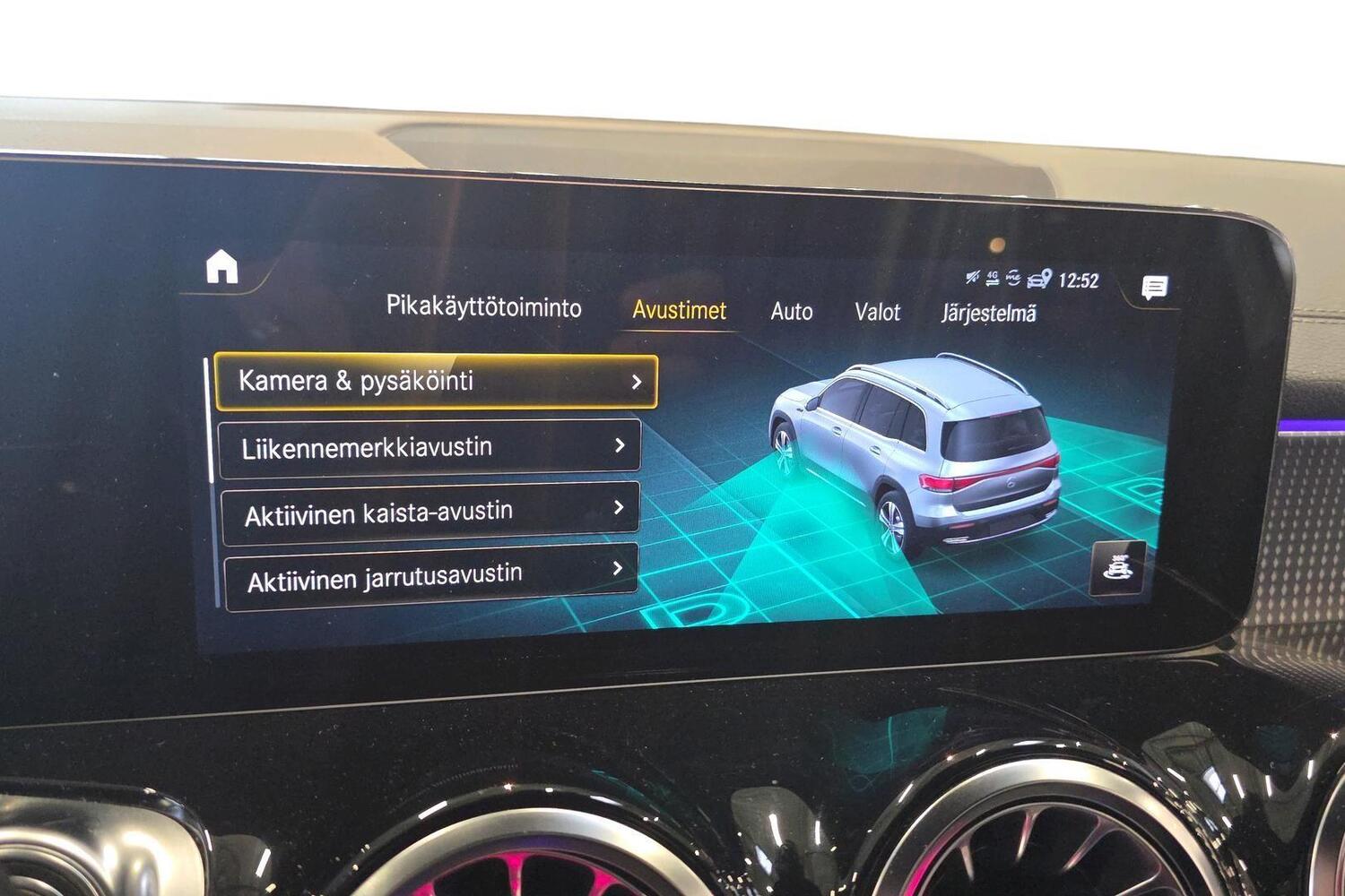 Mercedes-Benz EQB vaihtoauto