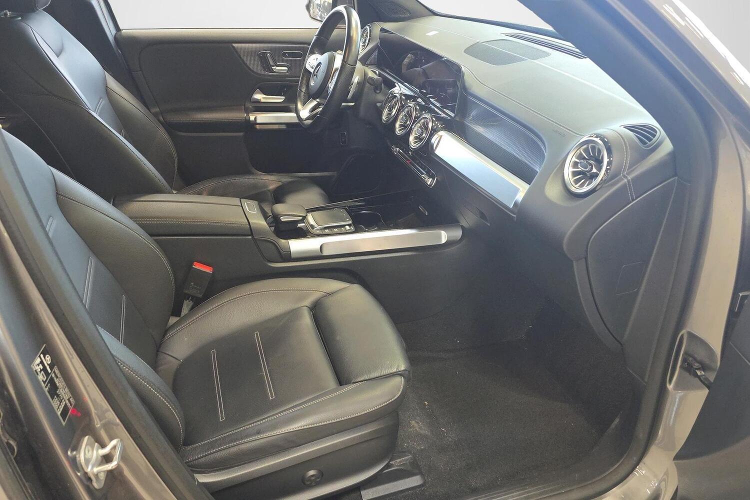 Mercedes-Benz EQB vaihtoauto