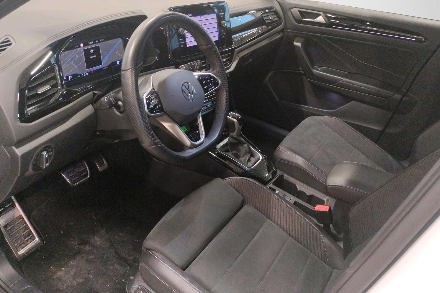 Volkswagen T-Roc vaihtoauto
