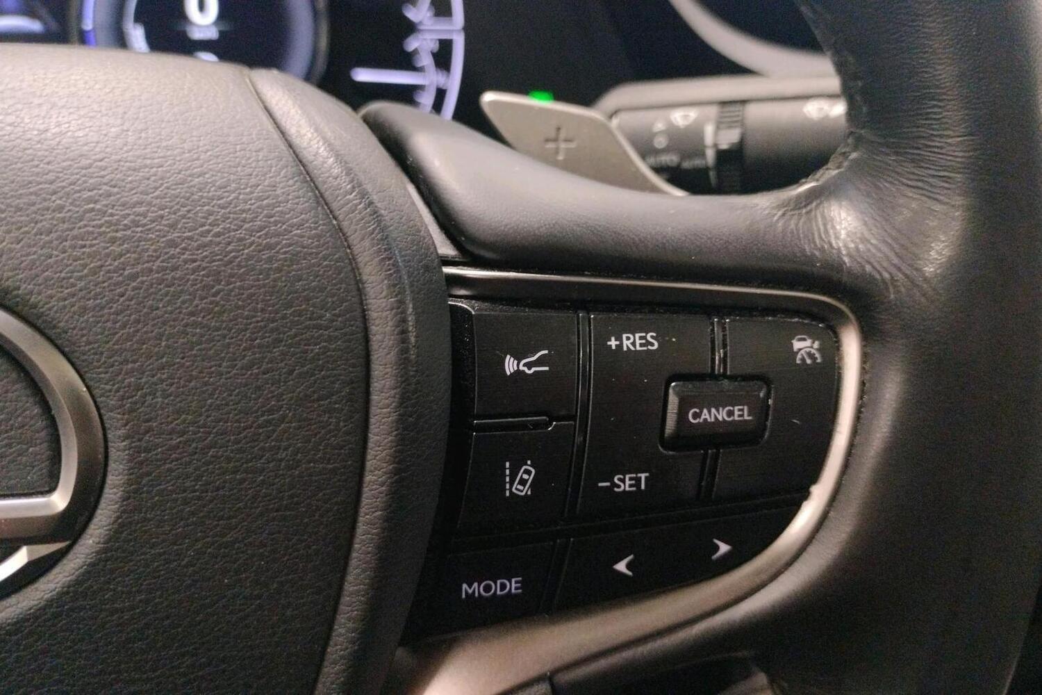 Lexus ES vaihtoauto