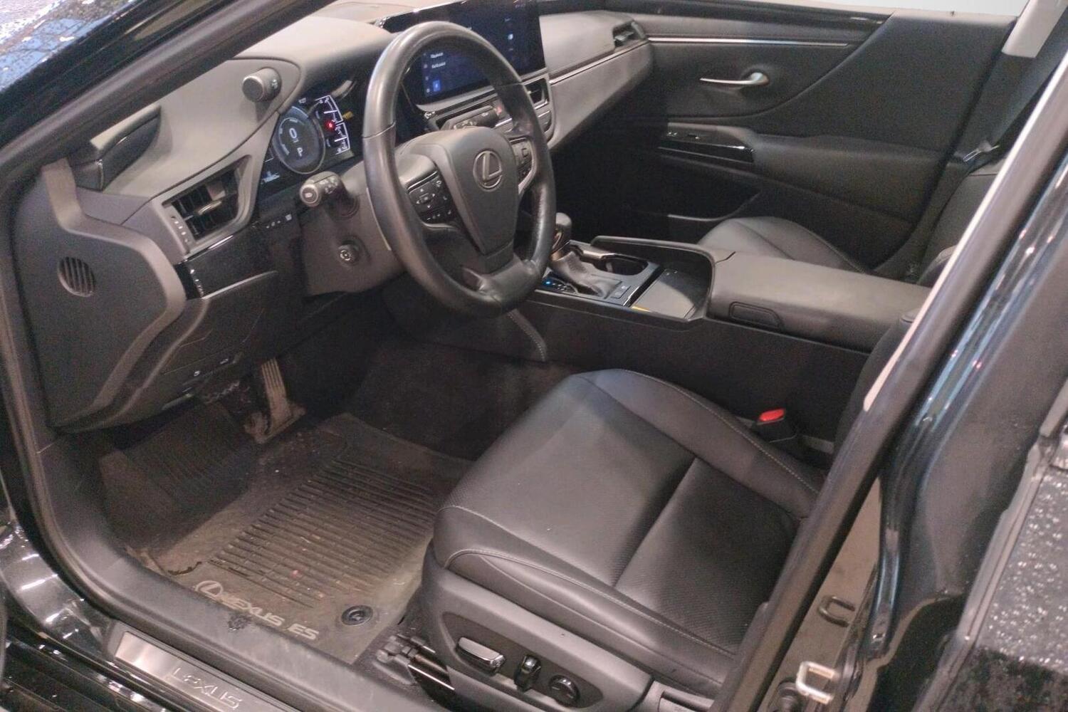 Lexus ES vaihtoauto