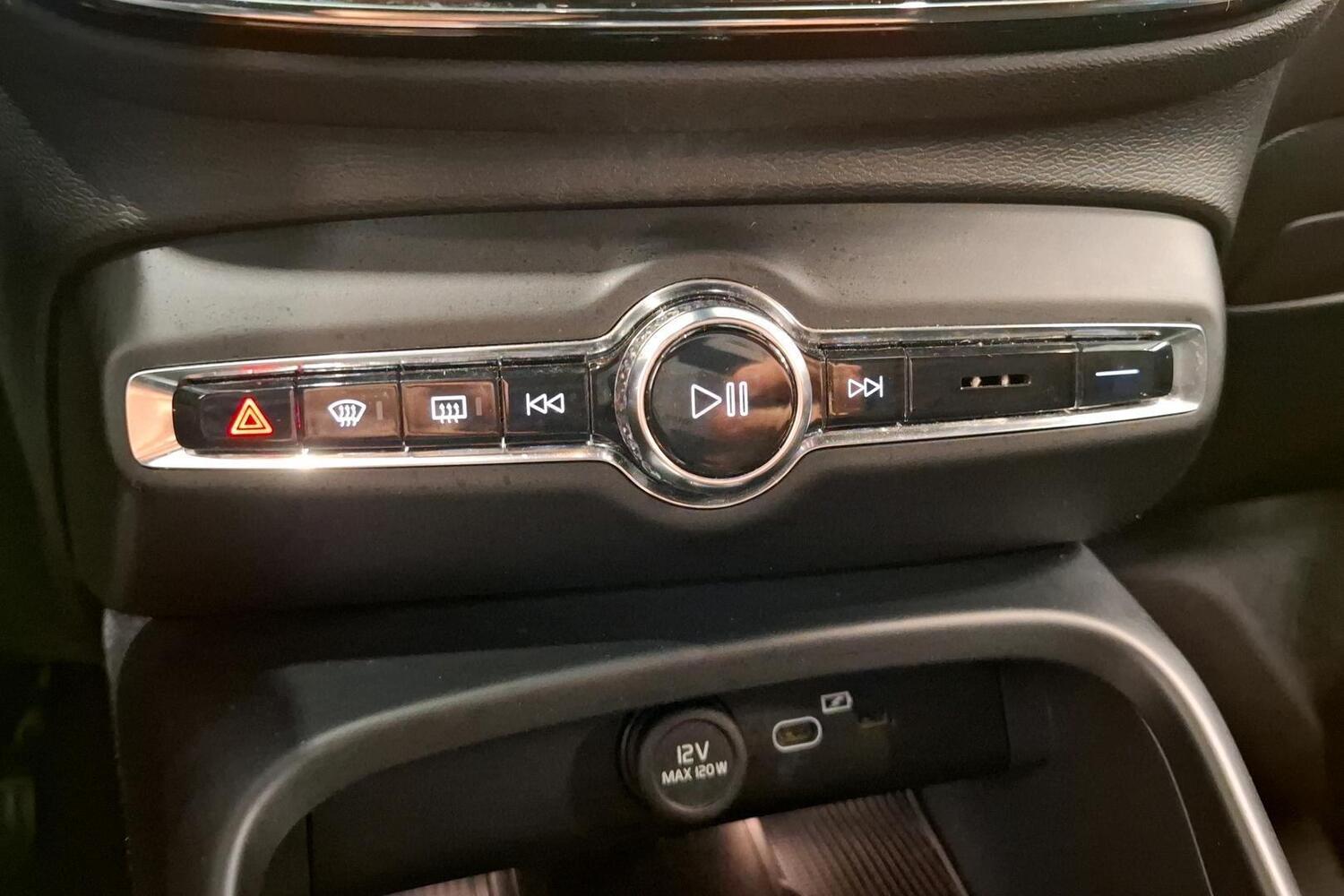 Volvo XC40 vaihtoauto