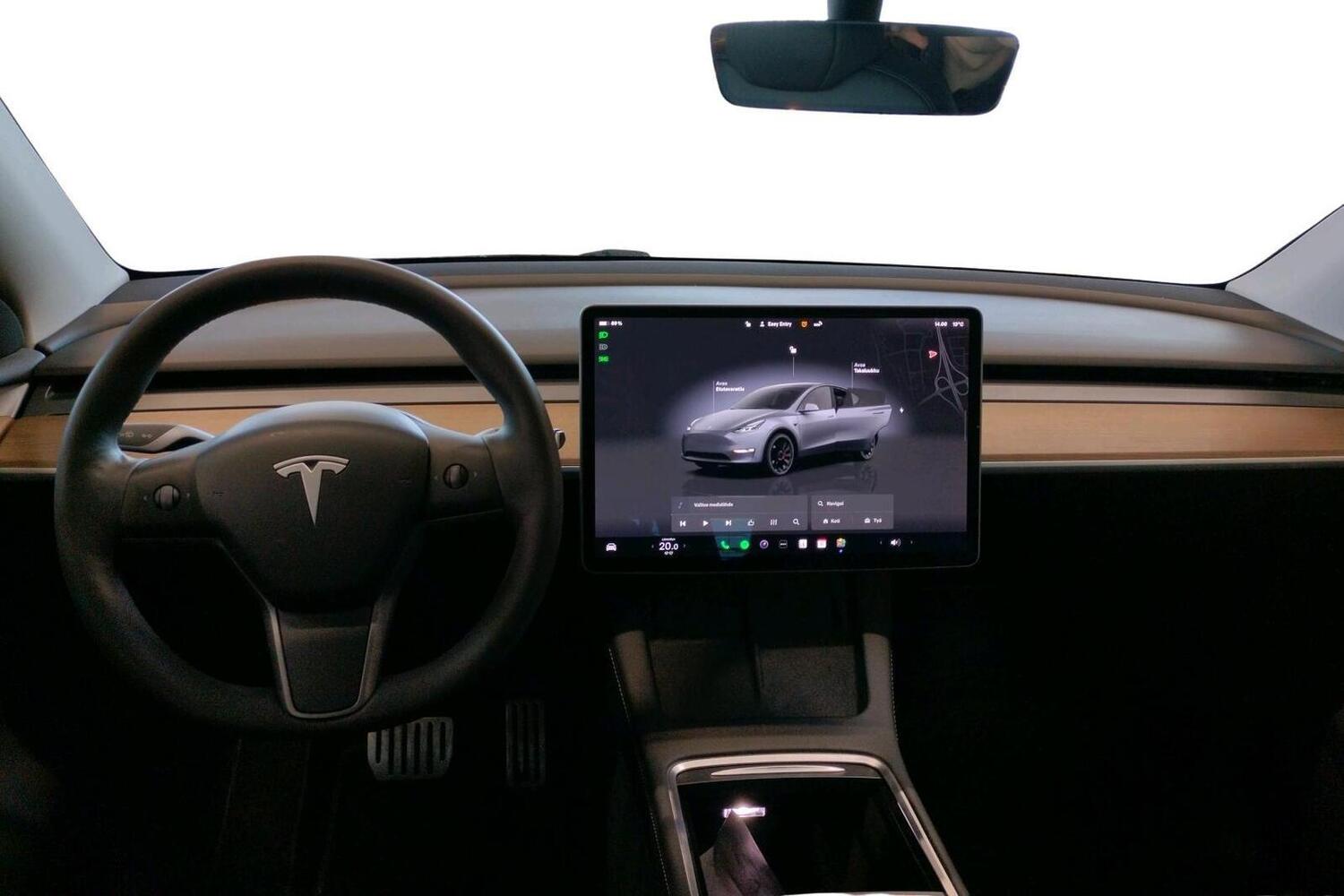 Tesla Model Y vaihtoauto