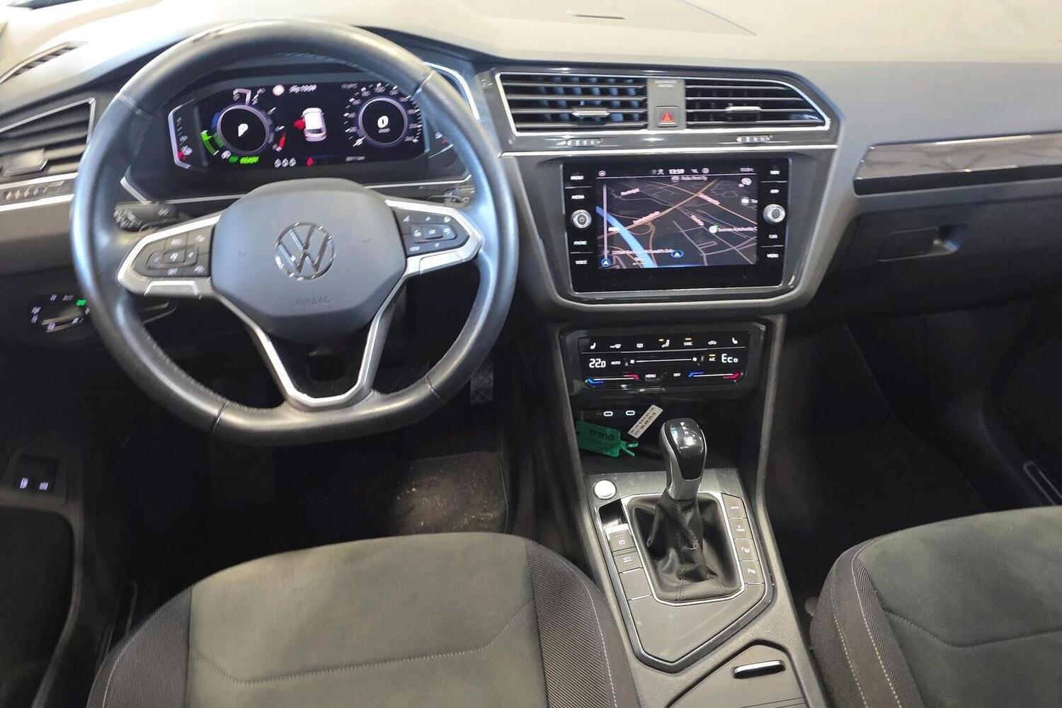 Volkswagen Tiguan vaihtoauto