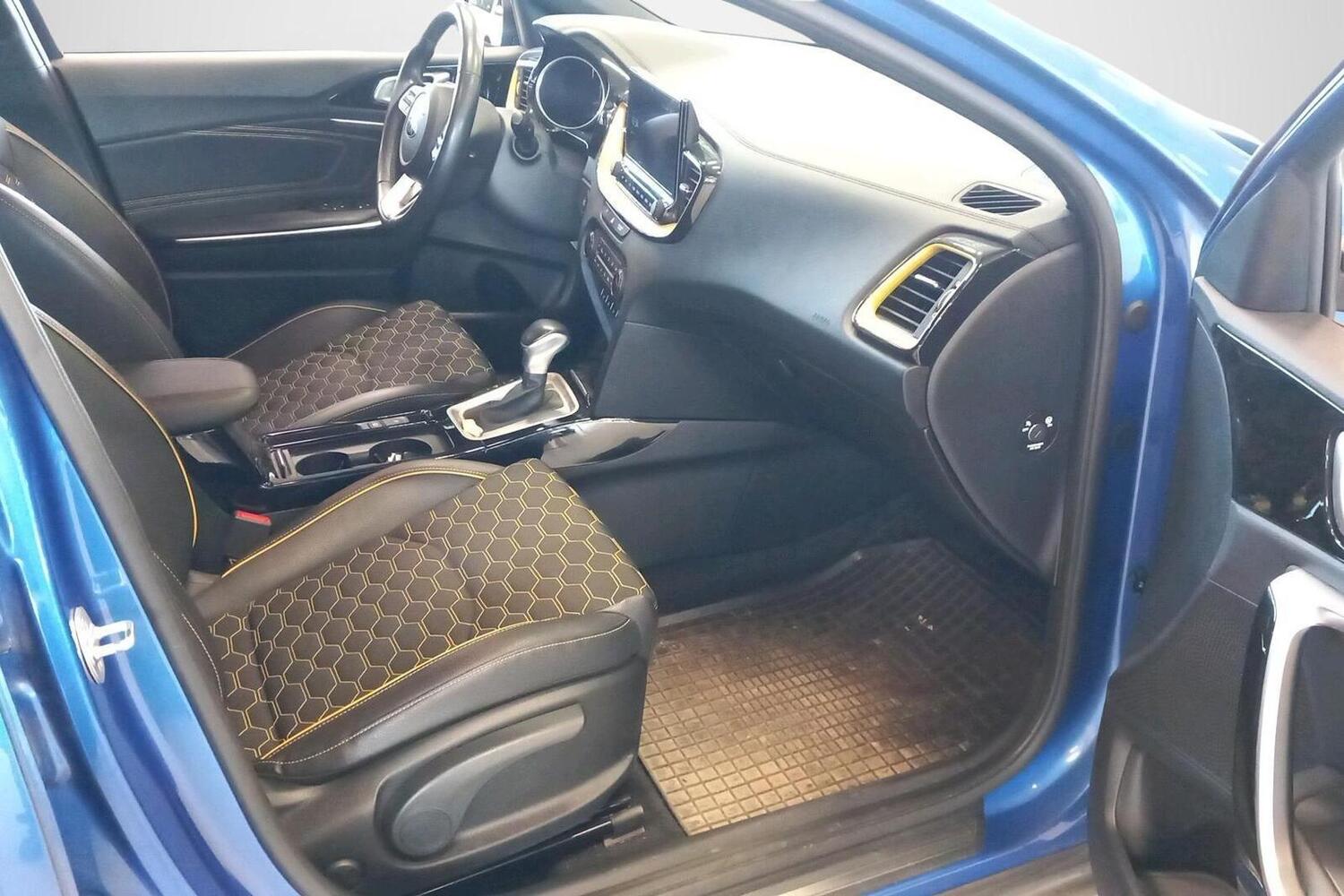 Kia XCeed vaihtoauto