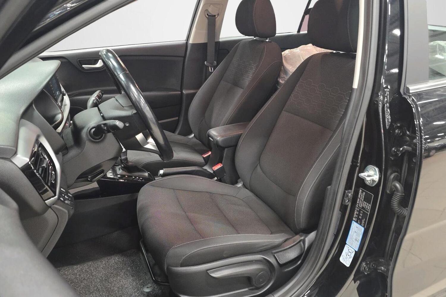 Kia Rio vaihtoauto