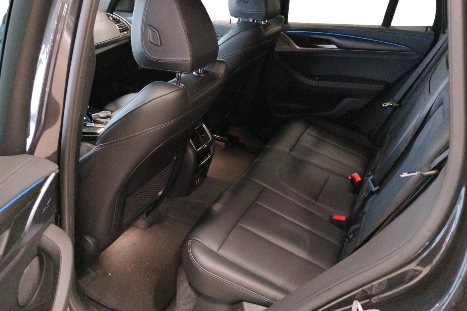 BMW iX3 vaihtoauto