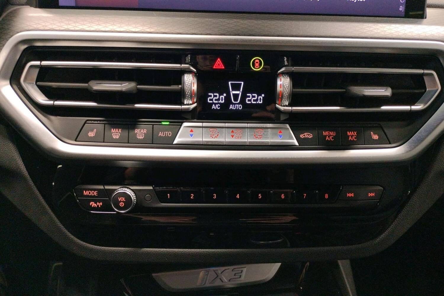 BMW iX3 vaihtoauto